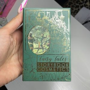 fairytales story book cosmetics palette “robin hood”